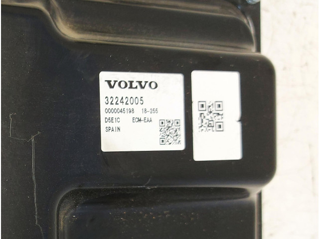 Řídící jednotka 32242005   Volvo XC40 2018