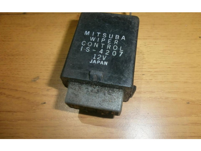 Блок управления IS4207   Mitsubishi Colt