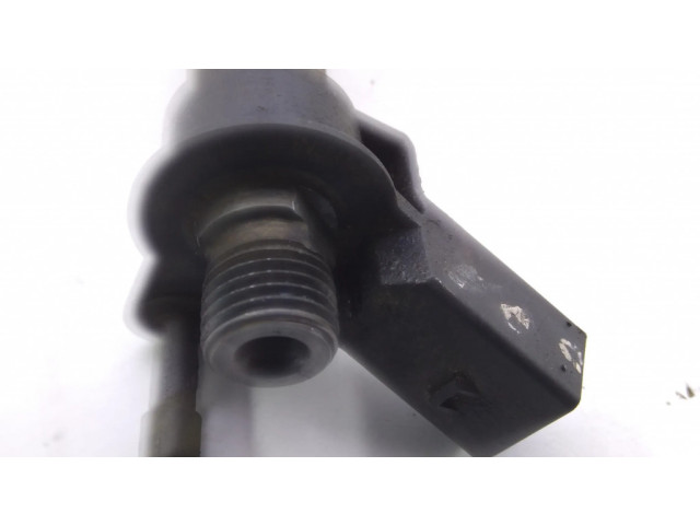 Форсунка 779787705    BMW 3 E92 E93 для дизельного двигателя  2
