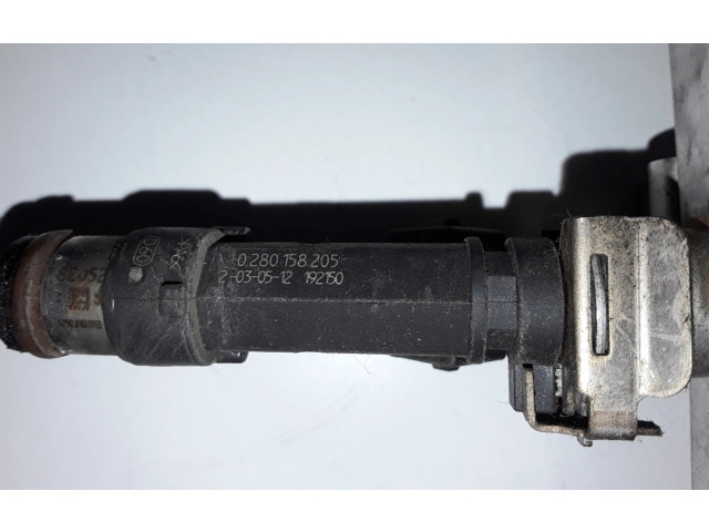 Vstřikovač 0280158205   Opel Zafira C    A 14 NET 
