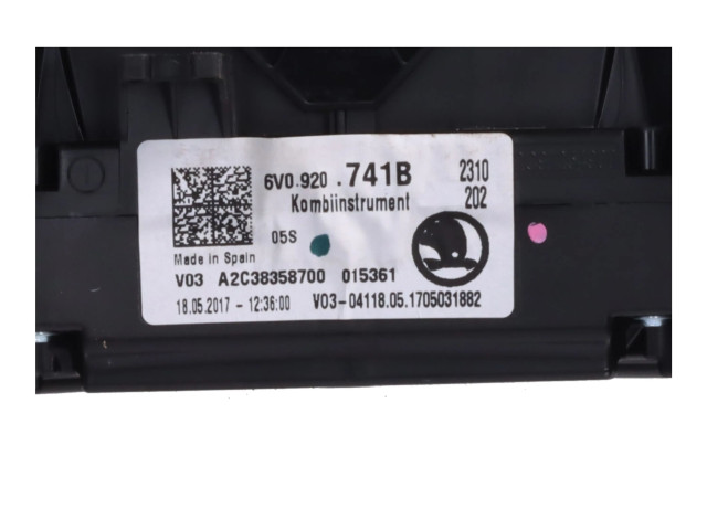 Přístrojová deska  Skoda Fabia Mk3 (NJ) 2017 6V0920741B  