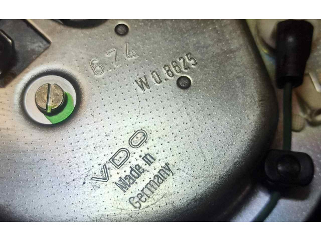Přístrojová deska  Mercedes-Benz E AMG W210 1974 W08625, VDO  