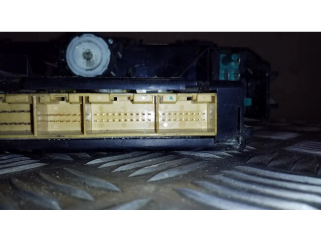 Блок управления климат-контролем 8D0820043N, 5HB00790804   Audi A4 S4 B5 8D