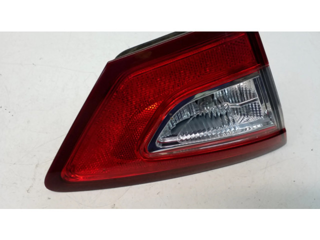Задний фонарь левый DS7313A603AD    Ford Fusion II   2013-- года