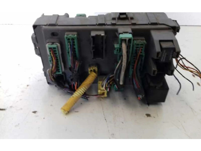   Pojistková skříňka G010M18518U   Honda Accord 