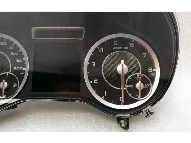 Přístrojová deska  Mercedes-Benz A W176 2014 A1769000002  