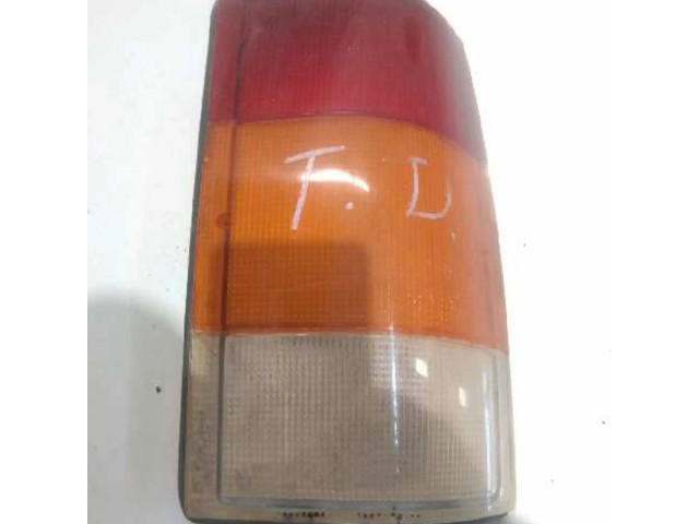 Задний фонарь      Tata Safari   1991-2002 года
