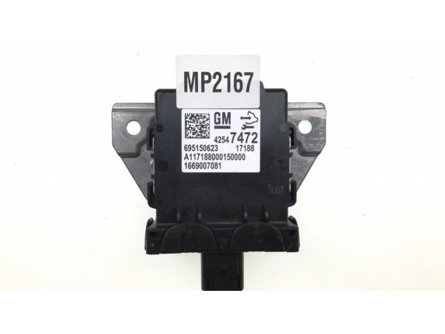 Другая часть кузова 1669007081, 695150623   Chevrolet Bolt