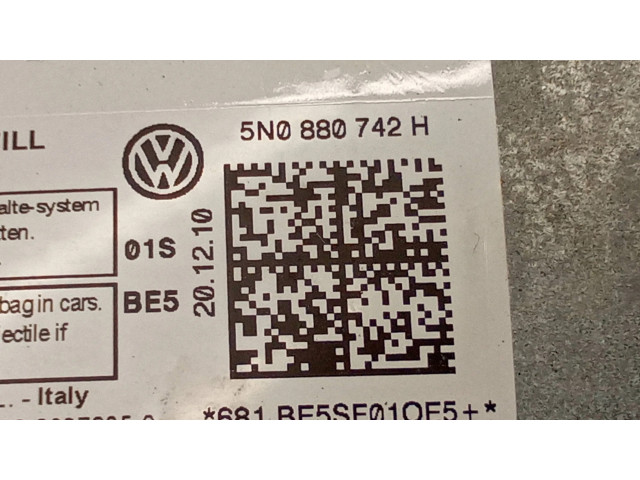 Боковая подушка безопасности 5N0880742H   Volkswagen Tiguan