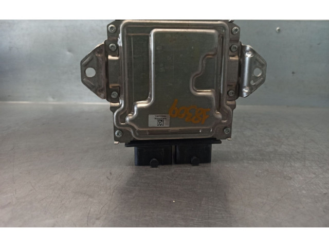 Блок управления двигателя 33920M68K00, 0261S04260   Suzuki Alto
