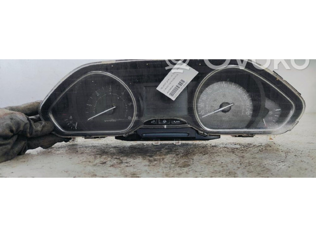 Přístrojová deska  Peugeot 2008 I 2013 9832865480  