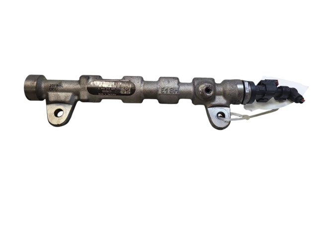 Vstřikovací lišta 0445214221, 55576177   Opel Astra J     