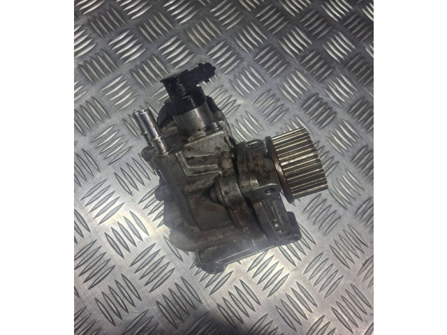 Vstřikovací čerpadlo 167007358R, 0445010704   Renault Clio IV    K9K E 628 