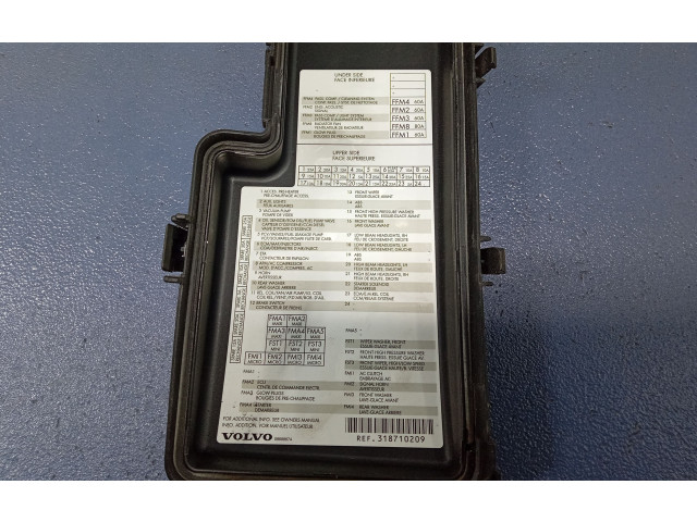   Pojistková skříňka 8678449, 8678449   Volvo XC90 2003