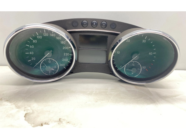 Přístrojová deska  Mercedes-Benz R W251 2007 A2515409847, A2C53118442  