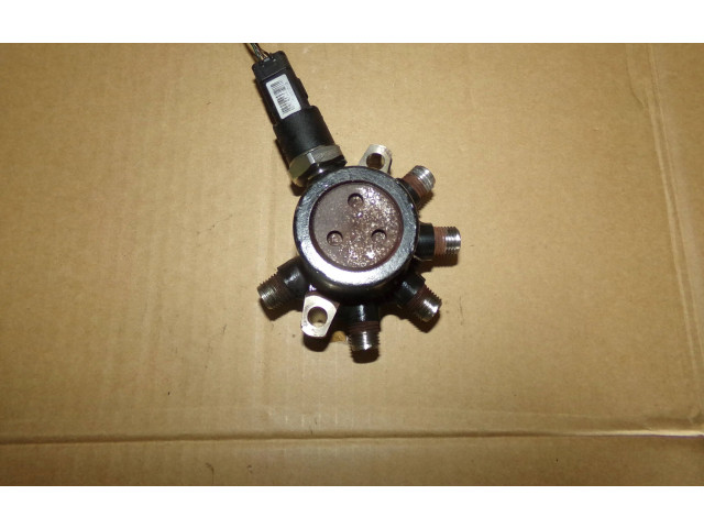 Vstřikovač 8200057232   Nissan Almera N16    - 
