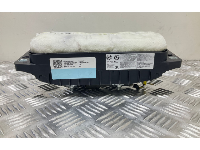 Надувная подушка для пассажира 5K0880204A   Volkswagen Tiguan 2011