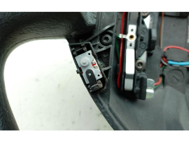 Volant Renault Trafic II (X83) 2006 8200968347  