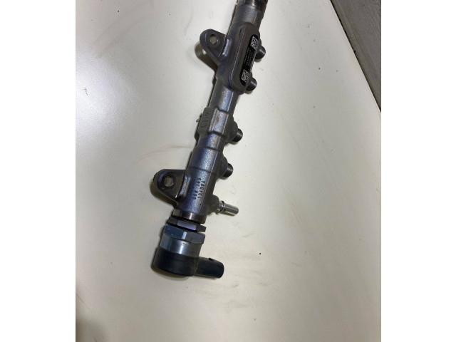 Vstřikovací lišta 8511629, 0445213026   BMW X1 F48 F49     