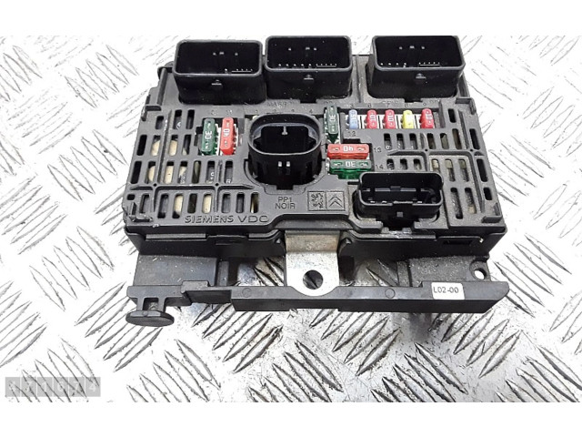 Блок предохранителей 9658539280   Citroen C6    