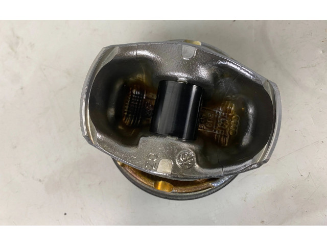 Píst 06KBG, 82.435   Audi A3 S3 8V    DNUE 