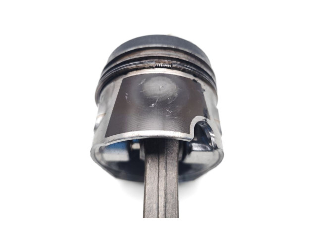 Píst AWX   Audi A6 S6 C5 4B    AWX 
