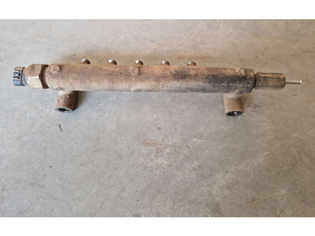 Vstřikovací lišta 8945871010   Toyota Hilux (AN10, AN20, AN30)     