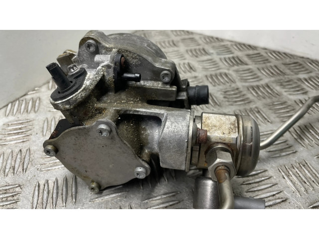 Vstřikovací čerpadlo 7611115, 7610761   BMW 5 F10 F11  pro benzínový motor 3.0  