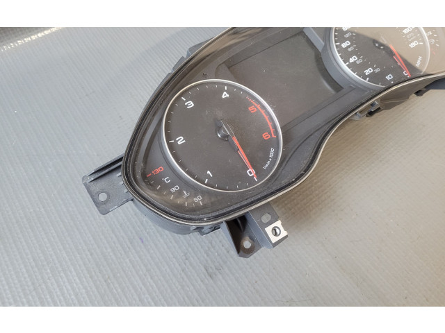 Панель приборов 4G8920950D   Audi A6 C7       