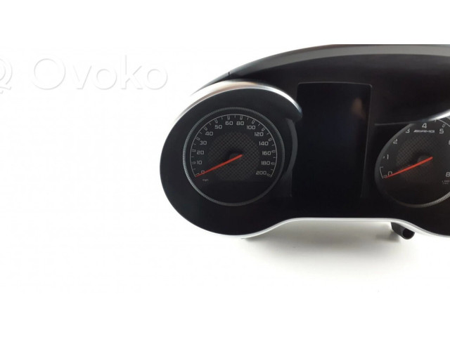 Přístrojová deska  XPeng G3 2023 A2059009734, A2059048800  