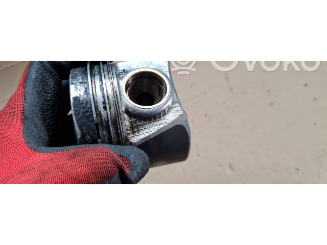 Píst 05L   Audi A6 S6 C8 4K    DTPA 