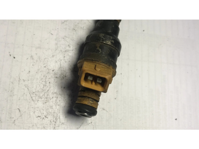 Vstřikovač 0280150714   BMW 7 E32  pro benzínový motor 0.0  
