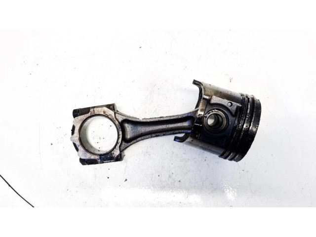 Píst    Mazda 626  pro naftový motor 2.0  