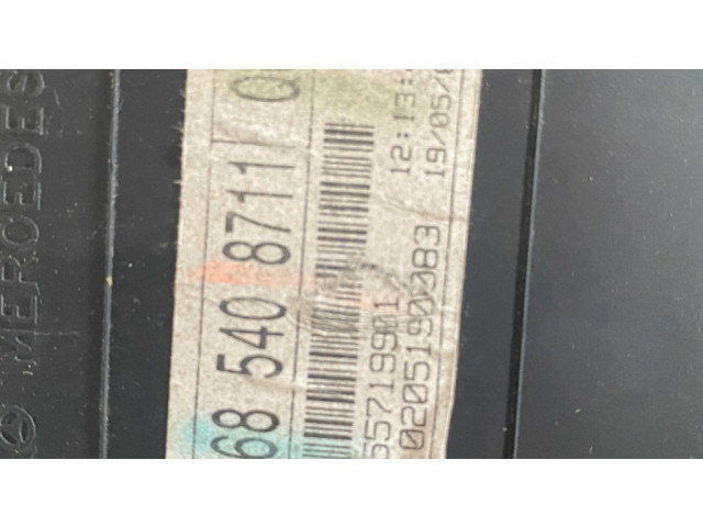 Přístrojová deska  Mercedes-Benz A W168 2002 A1685408711, 0205190083  