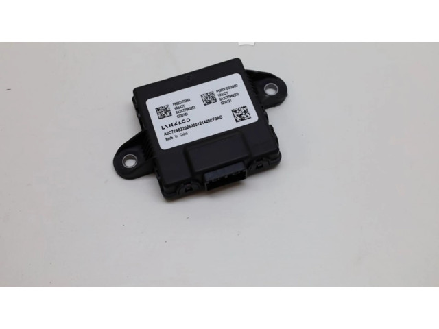 Блок управления 8892275393, 8892275393   Lynk & co 01