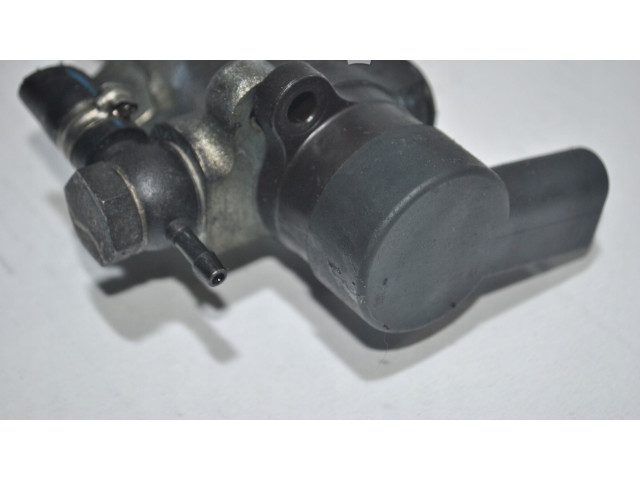 Vstřikovací lišta 0445214004   Mercedes-Benz A W168     