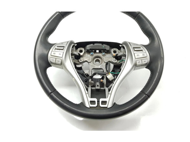 Руль Nissan Pulsar   -  года 153414729, 484303ZL2C      