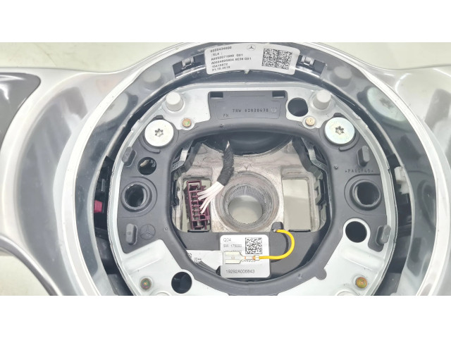 Volant Mercedes-Benz EQC 2020 A0050071999, A0004605804  