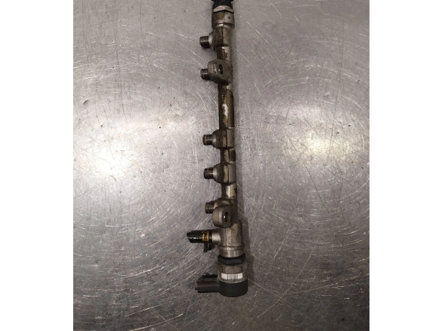 Vstřikovací lišta 2381033030, 1077800531   Toyota Yaris    1ndtv 