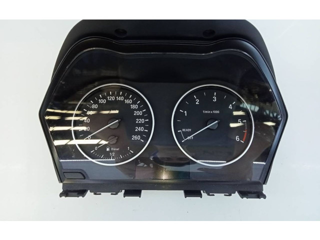 Přístrojová deska  BMW 1 E82 E88 2012 17649411, 2453475  