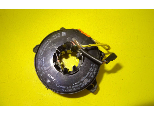 Полоса надувных подушек (кольцо srs) 90507512    Opel Vectra B   