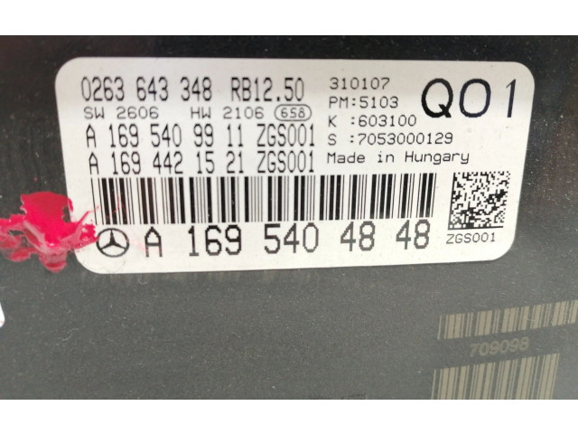 Přístrojová deska  Mercedes-Benz B W245 2007 A1695404848  