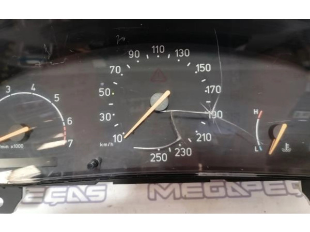 Přístrojová deska  Saab 900  69795-490T, 4711172  