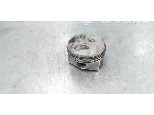 Píst 04CBC, 04C107065BC   Audi A3 S3 8V    CHZD 