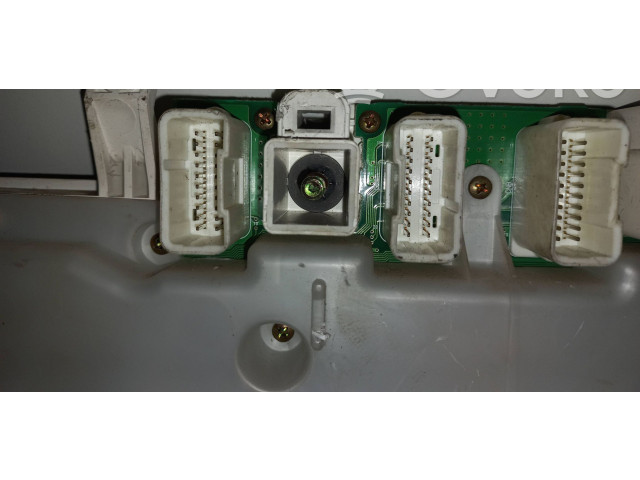 Přístrojová deska  Toyota RAV 4 (XA20) 2002 838004A100, 1575105210  