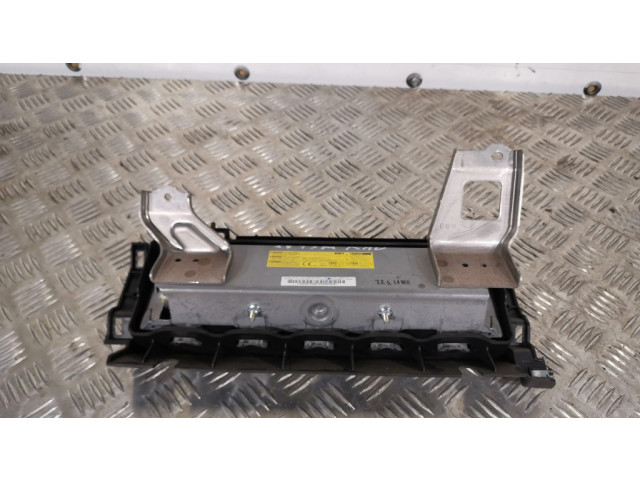 Подушка безопасности для колен 0589P1000174   Subaru XV