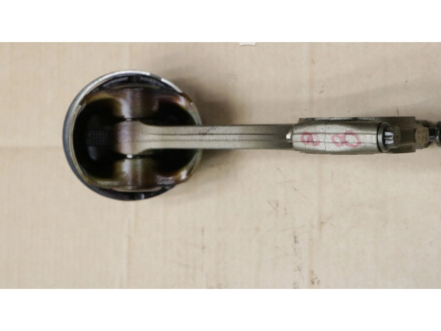 Píst R079M, R079M   Audi RS6    CWUB 