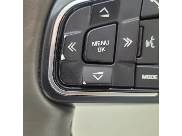 Volant Jaguar XE 2015 GX733F563PD  