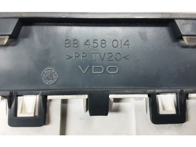 Přístrojová deska  Toyota Avensis T220 1997 88458014, 88458014  