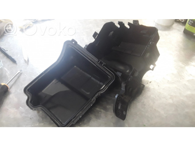 Блок предохранителей  9657287080   Citroen C3    